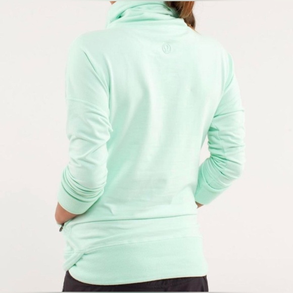 Lululemon Rest Day Pullover Size 4 Teal - Picture 2 of 7